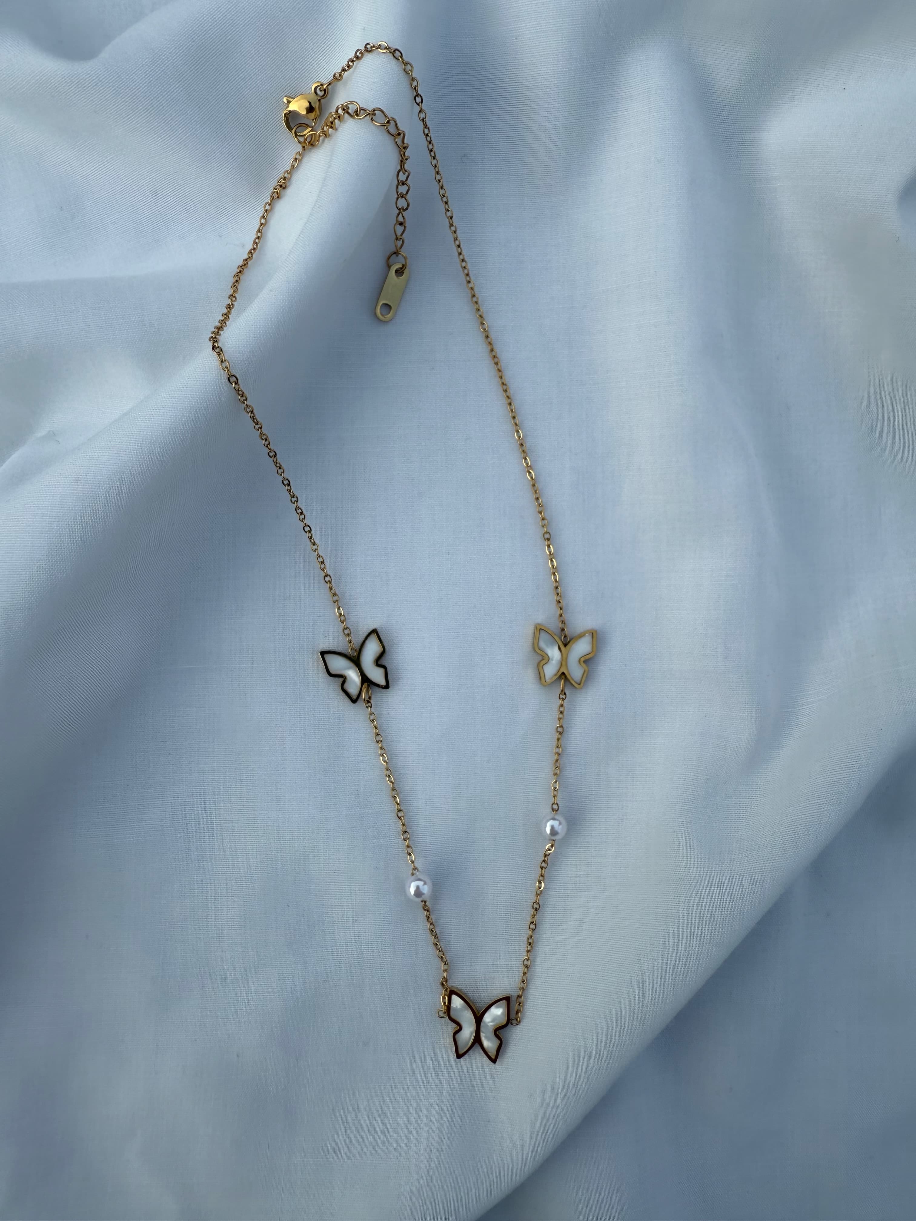 Collar Brillo de Mariposa