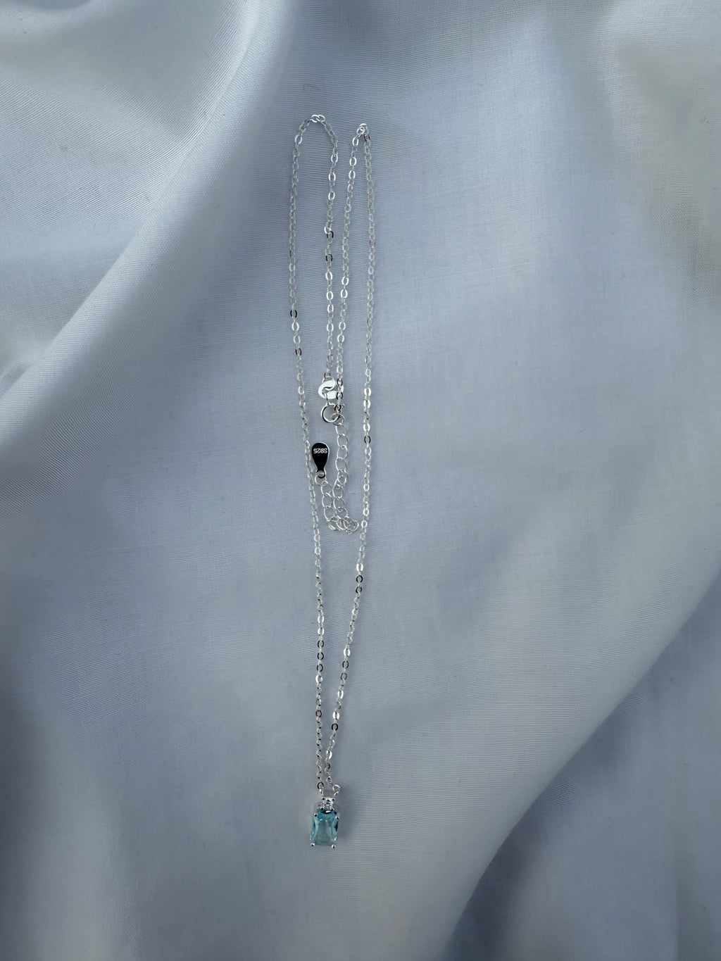 Collar Ola de Cristal