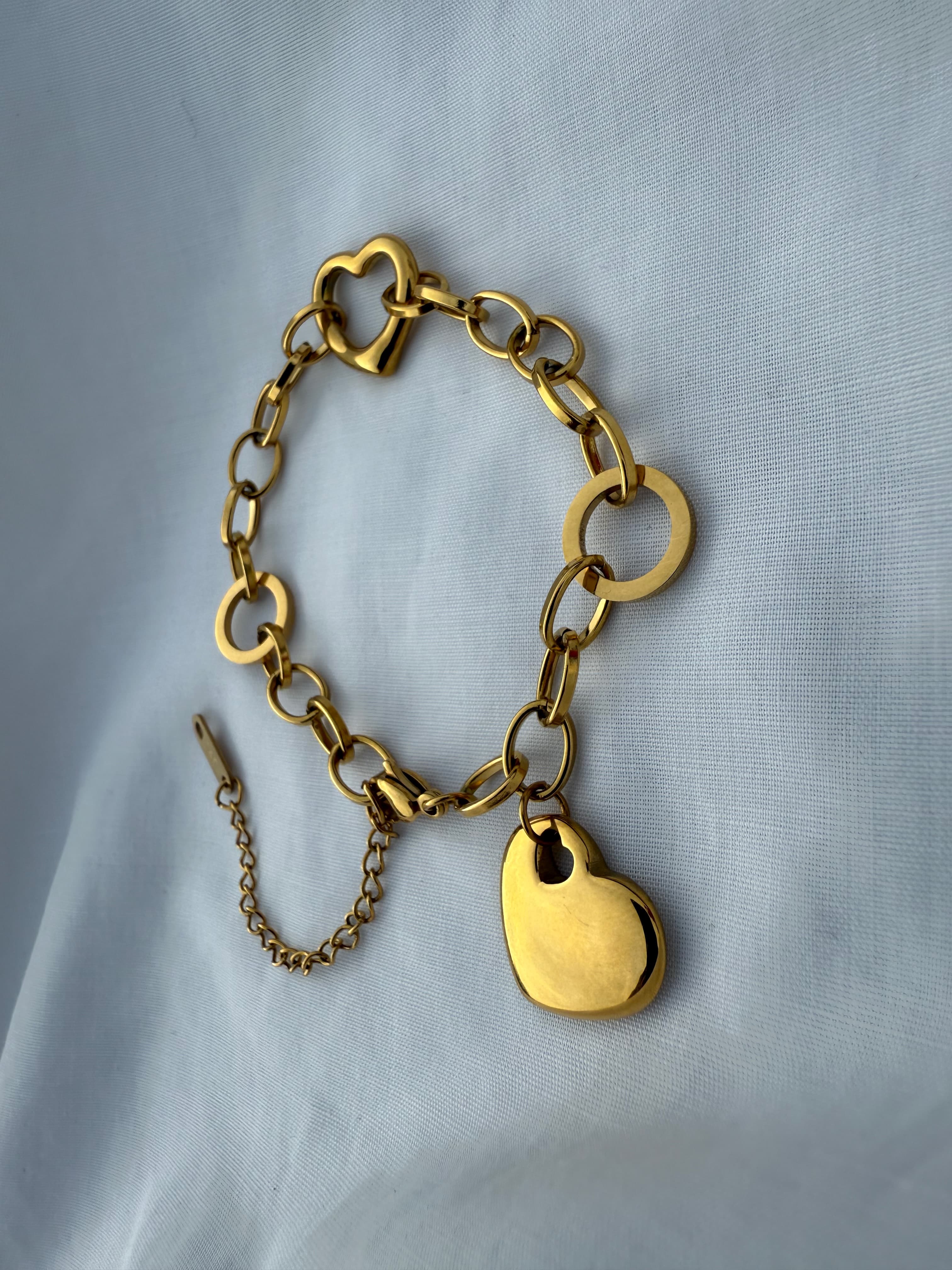 Pulsera Corazón Dorado